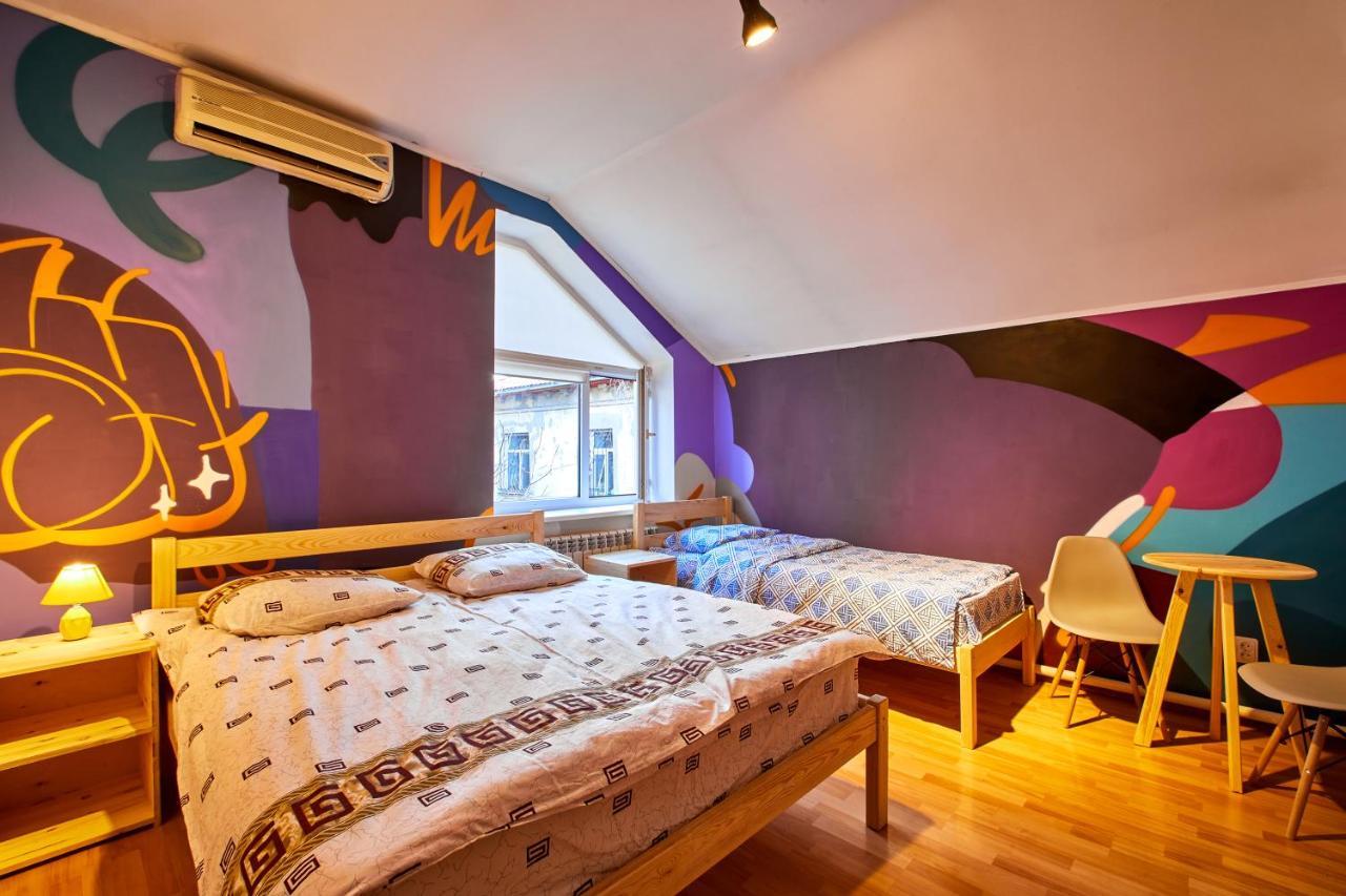 Wanderlust Hostel Riverside Almatı Dış mekan fotoğraf